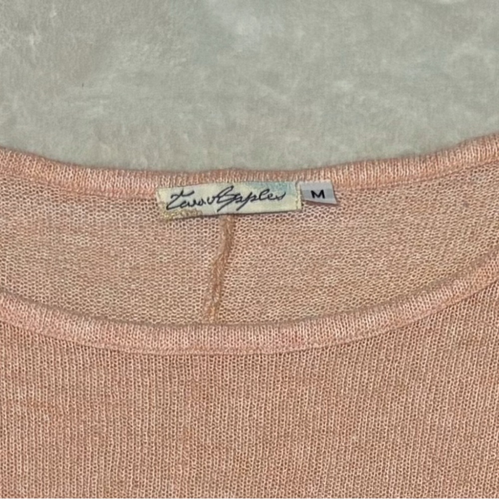 2/$15 Two by Vince Camuto Pink Cap Sleeve Blouse with Buttoned Detail - Picture 3 of 3